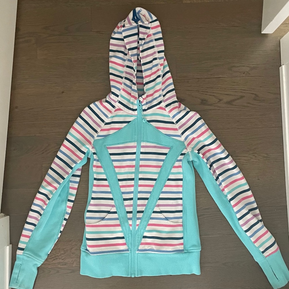 Ivivva by Lululemon hooded define jacket